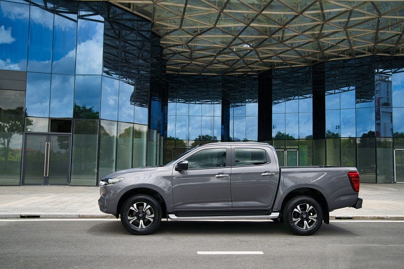 bt 50 mau Mazda BT-50