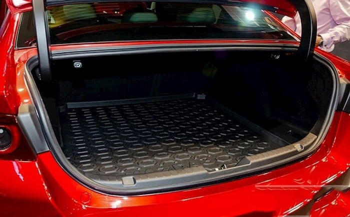 dien tich khoang hanh ly mazda 3 sedan 2020 Mazda 3