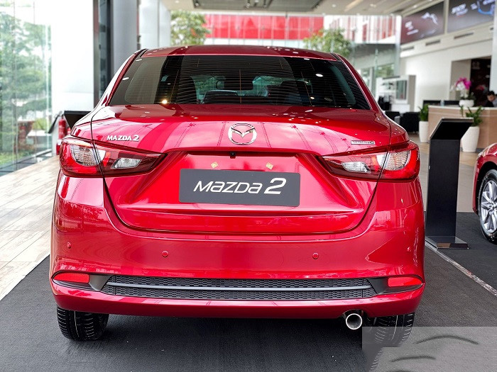 duoi xe mazda 2 sedan Mazda 2
