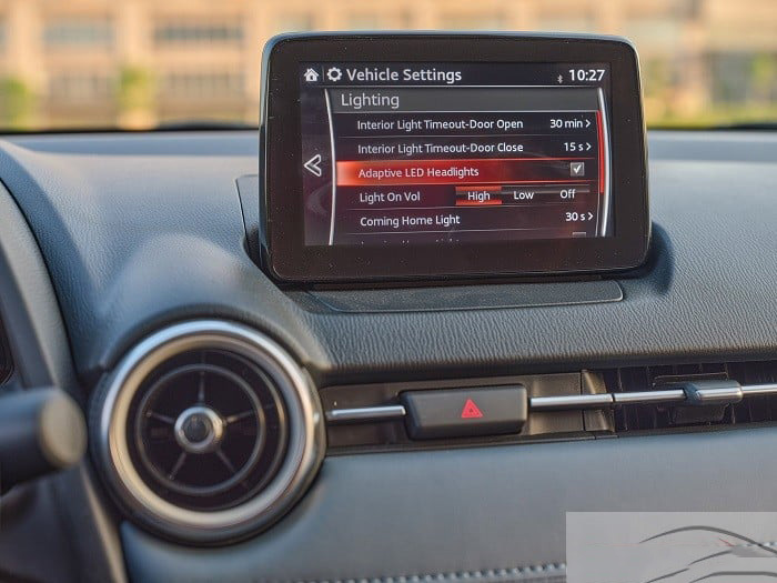 man hinh trung tam mazda 2 1 Mazda 2