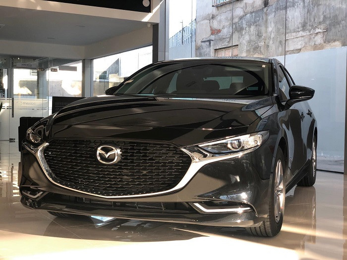 mazda 3 mau den 1 Mazda 3