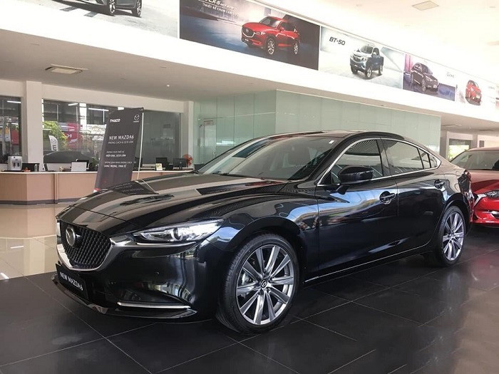 mazda 6 mau den New Mazda 6