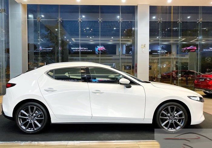 xe mazda 3 mau trang Mazda 3