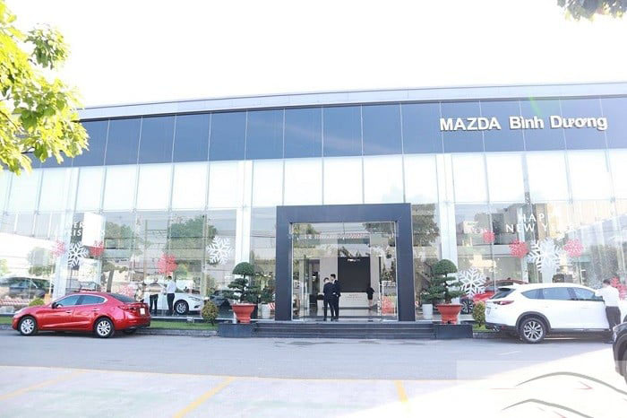mazda binh duong Showroom